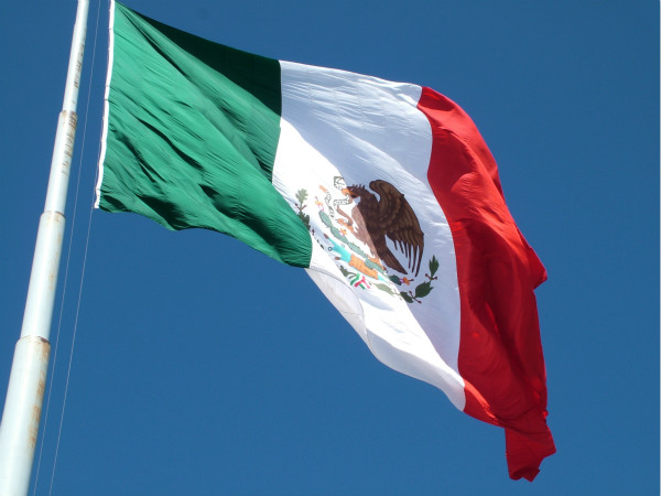 墨西哥国旗_meitu_8.jpg